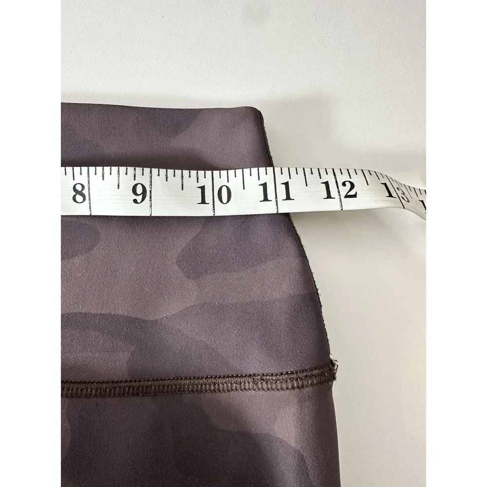 Alo Yoga High‎ Waist Camp Vapor Leggings Women's XS Camouflage Athletic Gym